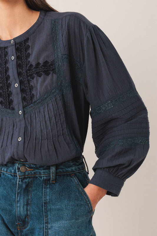CHEMISE BRODÉE ETHNIQUE
