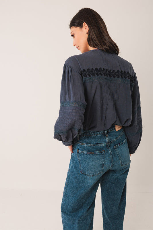 CHEMISE BRODÉE ETHNIQUE