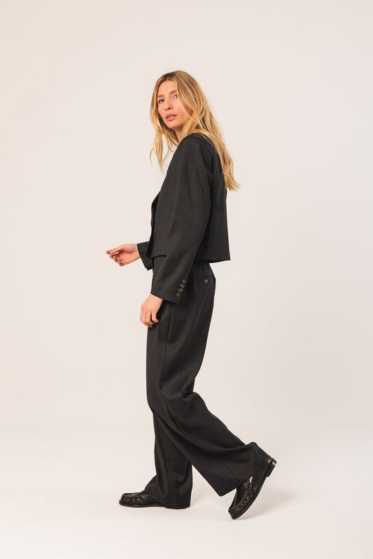 VESTE CROP À REVERS