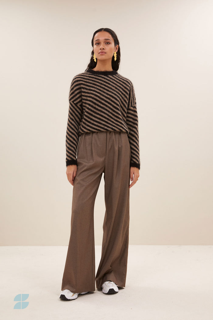 diagonal natural pullover | biscuit