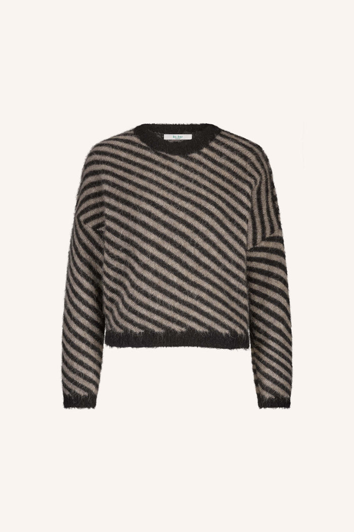 diagonal natural pullover | biscuit