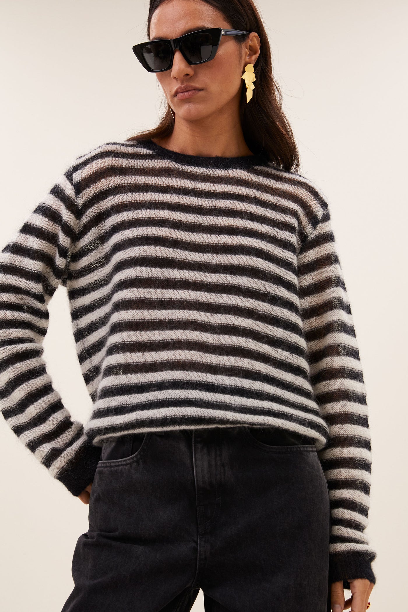 Pull Gwen  I Black White Stripe