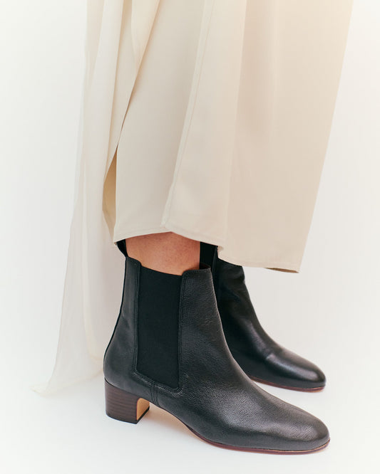 Boots Grained Goat Black AW25