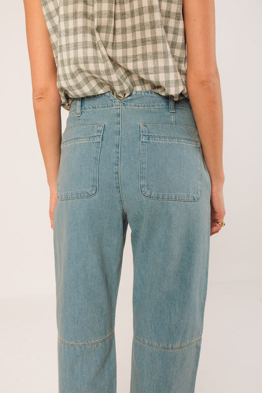 PANTALON EN JEAN CARROT